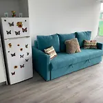 Lucy Lux Apartment *